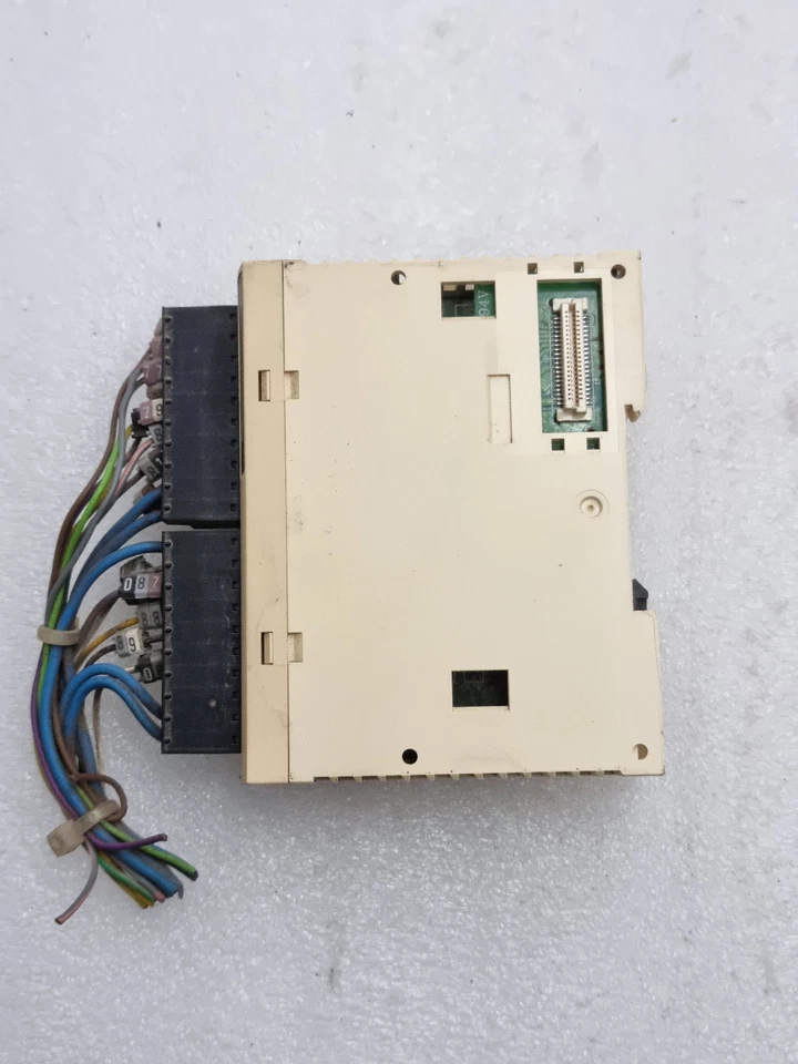 Schneider Electric Modicon TM2DDI16DT DC Input Module TM2DDI16DT